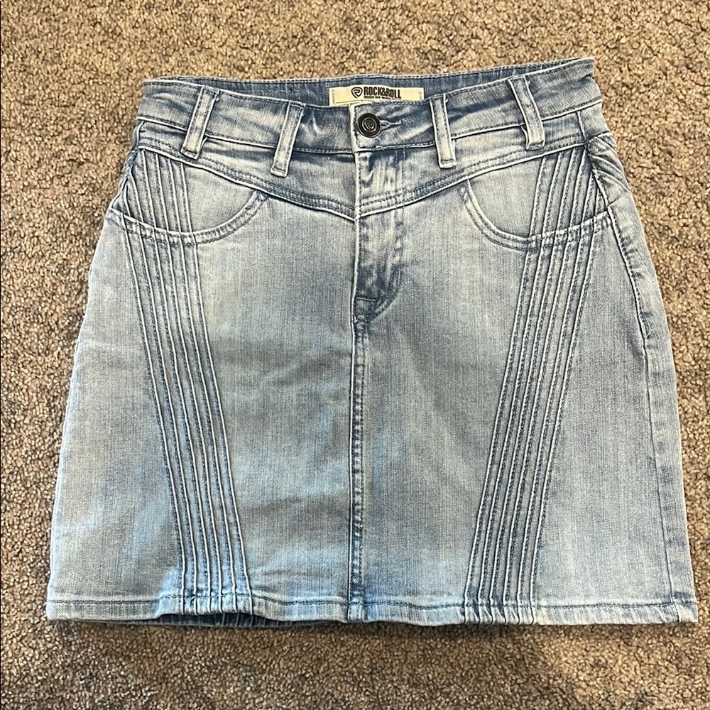 Rock&Roll Denim Blue Jean Skirt for Casual Occasions Size: 26” Waist